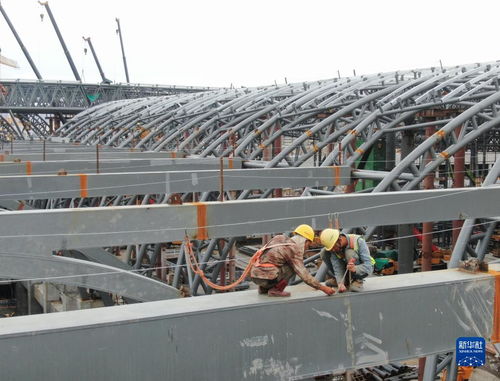 廣州白云火車(chē)站全面封頂